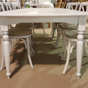 40" x 104" French Country in Cottage White with Turned Leg
